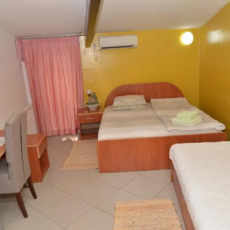 Nocleg ze śniadaniem Imper - Imd Nisz