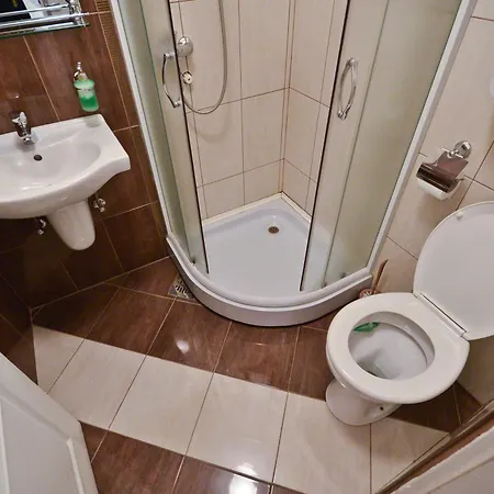 Imper - Imd Nocleg ze śniadaniem